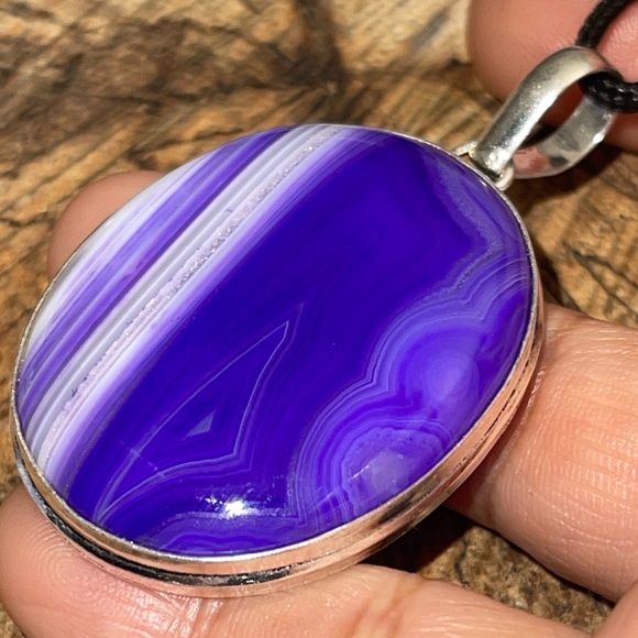 Beautiful Botswana Lace Agate Pendant 2 1/4” - Picture 1 of 13